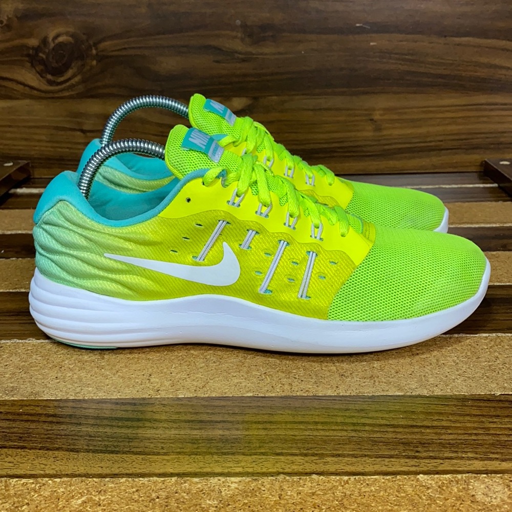 Nike Lunarstelos